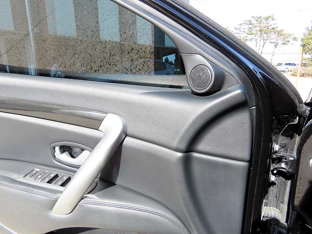 SAMSUNG SM7 - Vista 11