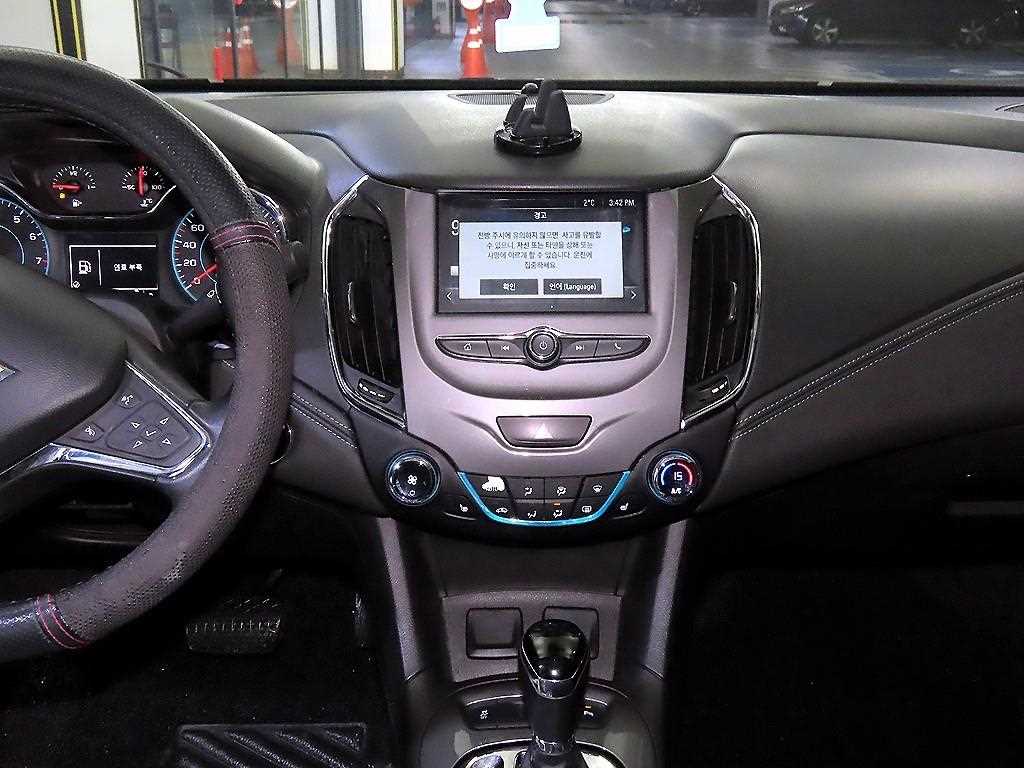 Chevrolet Cruise - Vista 11