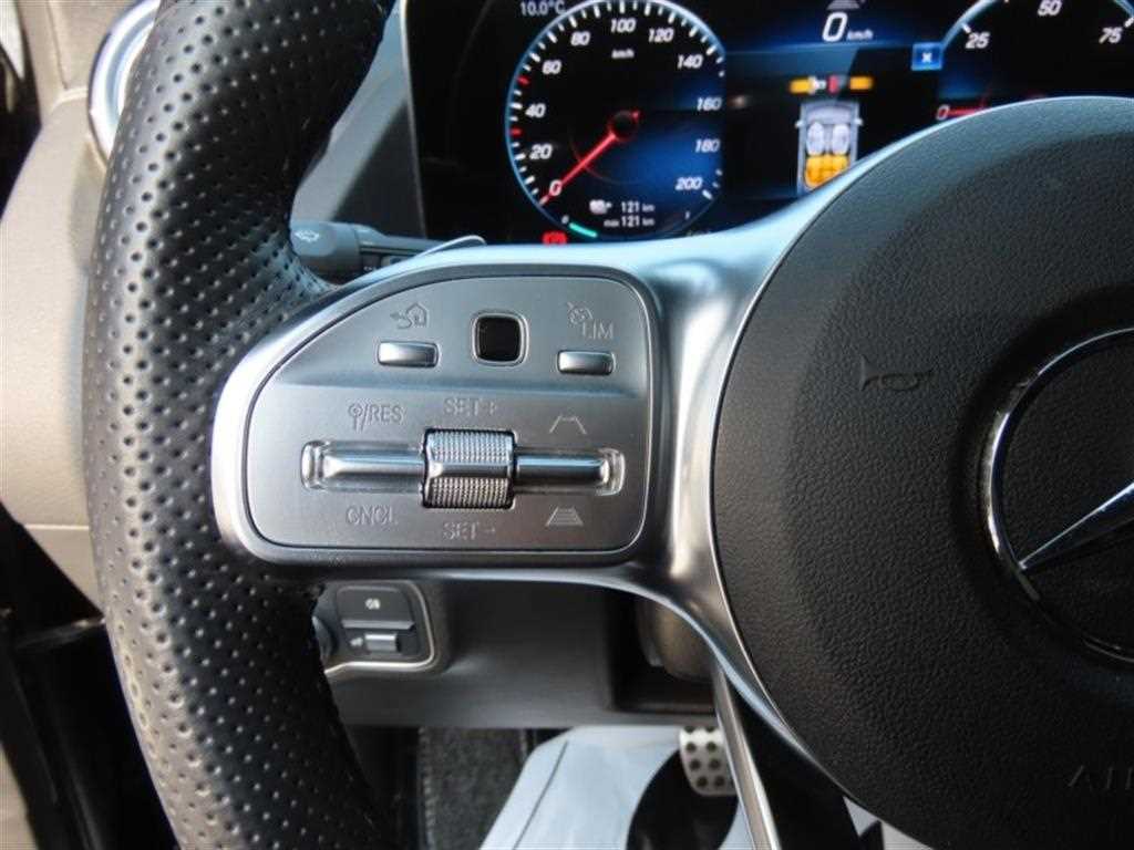 Mercedes Benz EQA - Vista 12