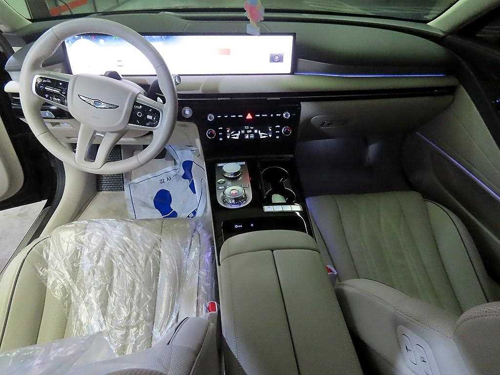 Genesis G80 - Vista 10