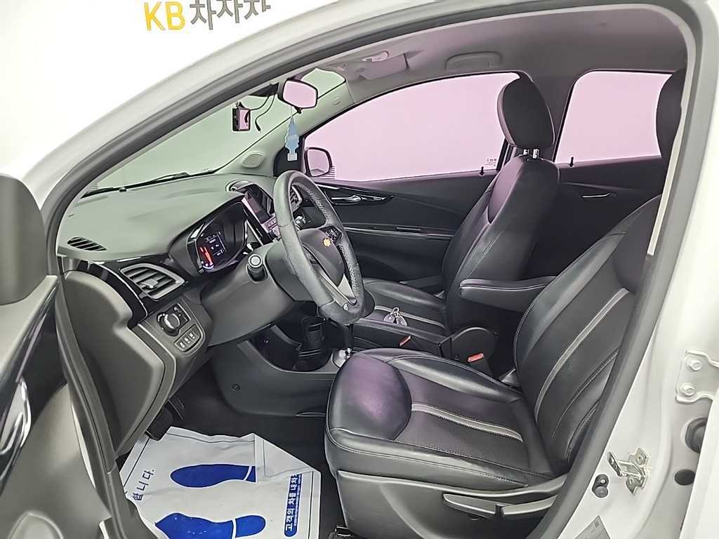 Chevrolet Spark - Vista 11