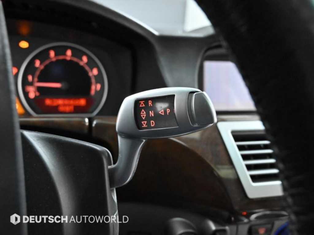 BMW 7 Series - Vista 9