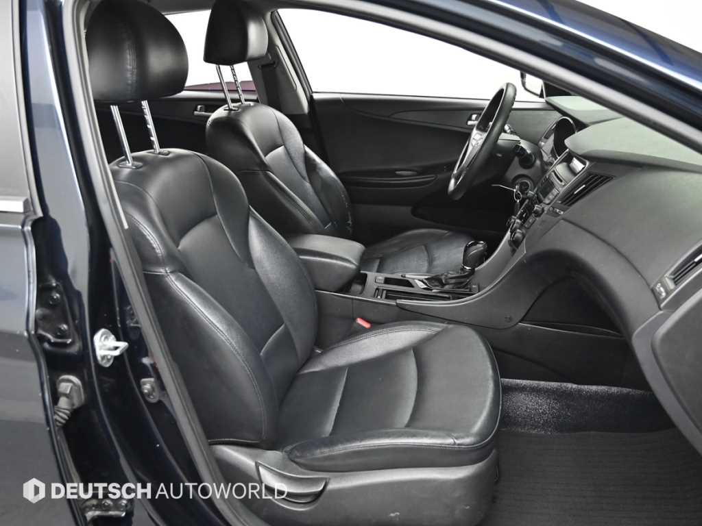 HYUNDAI Sonata - Vista 10