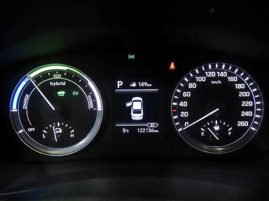 HYUNDAI Sonata - Vista 9