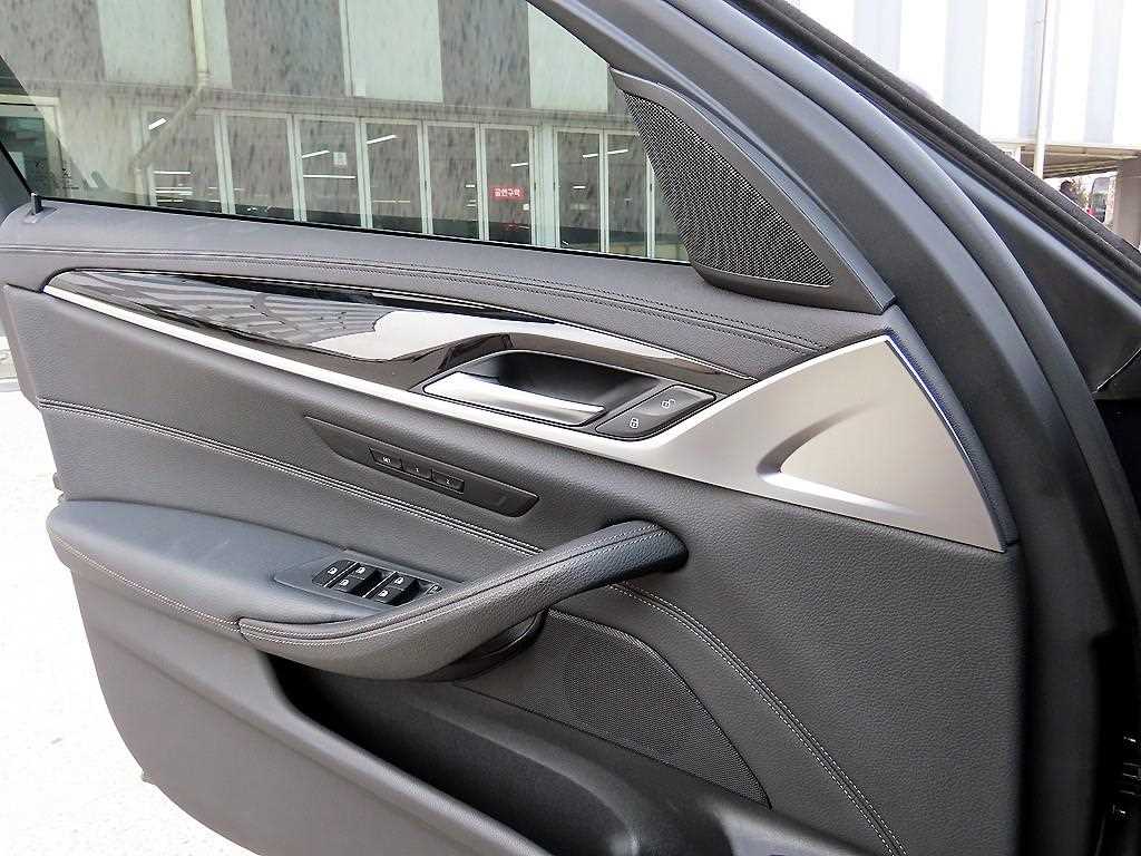 BMW 5 Series - Vista 12