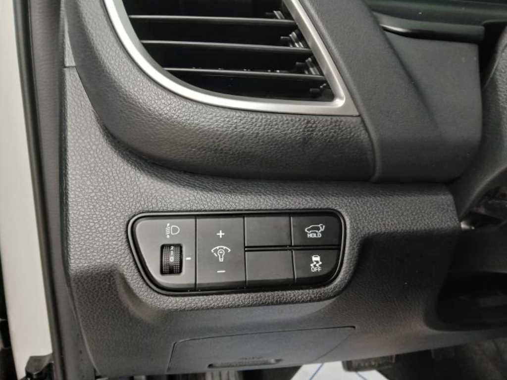 KIA Seltos - Vista 11