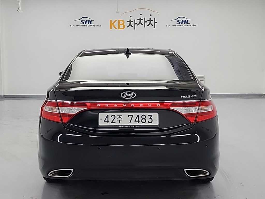 HYUNDAI Grandeur - Vista 3