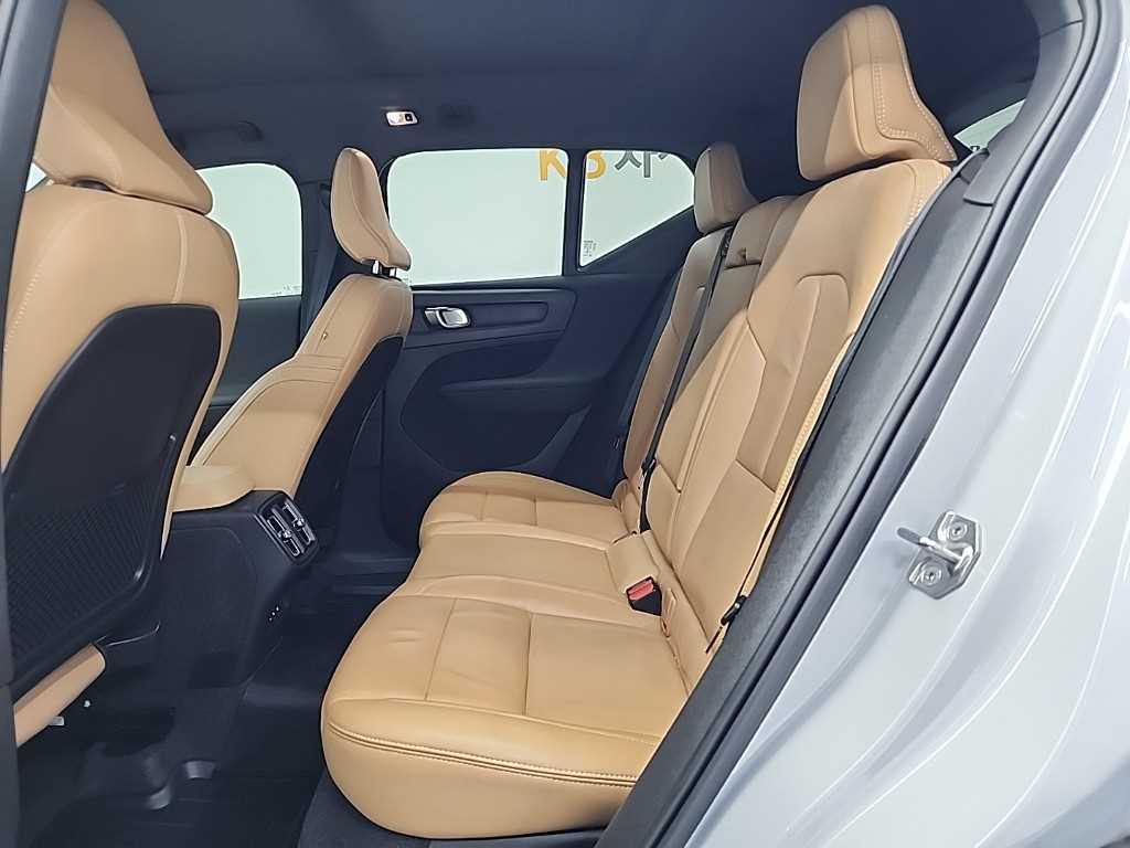 Volvo XC40 - Vista 12
