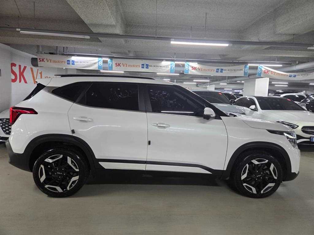 KIA Seltos - Vista 4