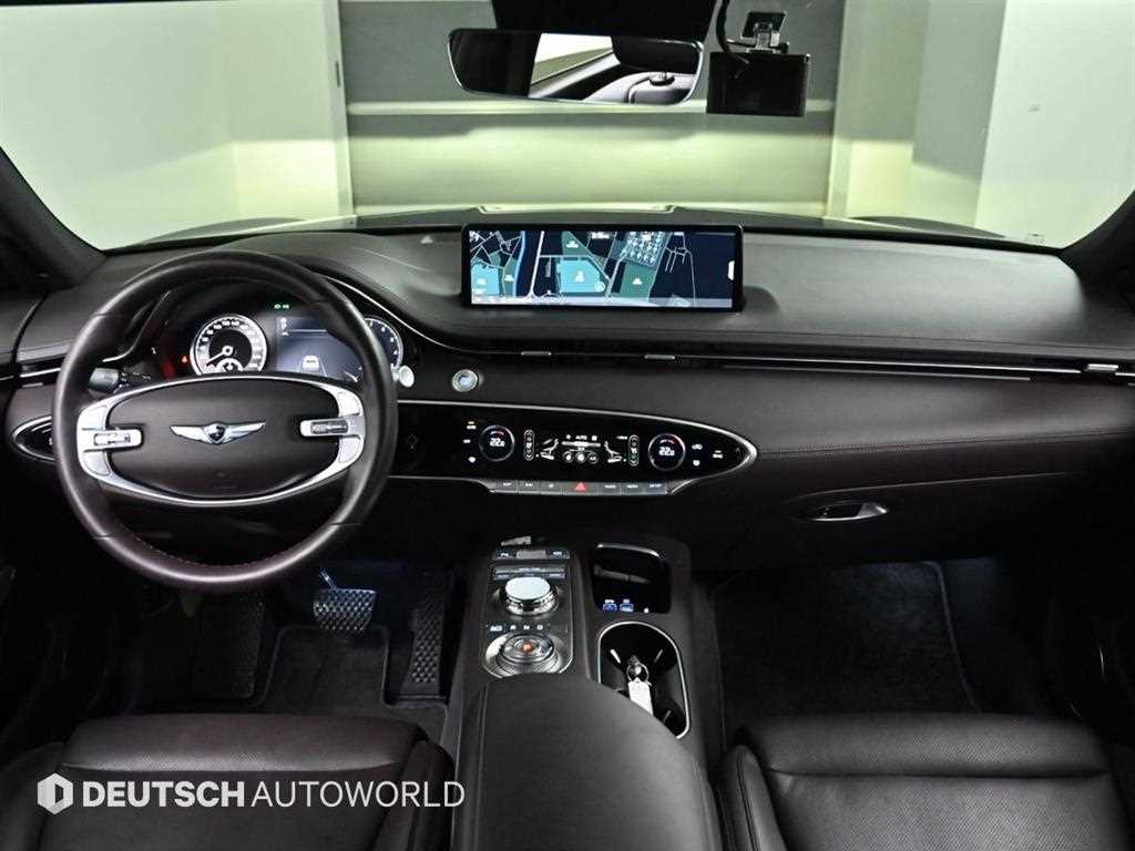 Genesis GV70 - Vista 7