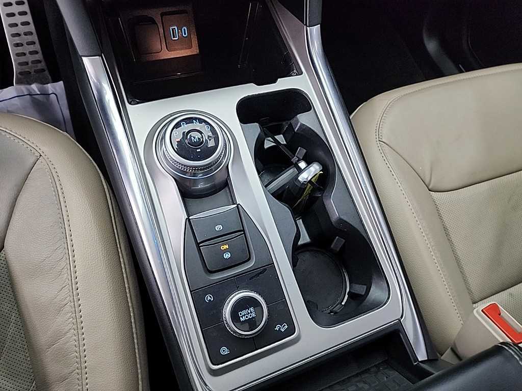 Ford Explorer - Vista 8