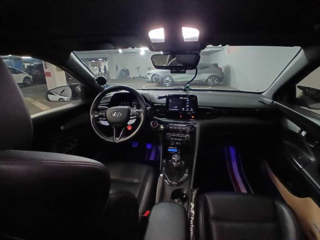 HYUNDAI Veloster - Vista 6
