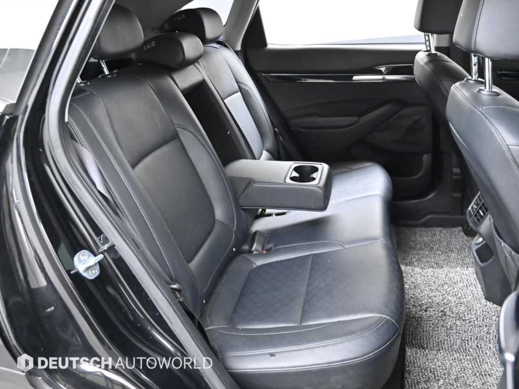 KIA Seltos - Vista 12