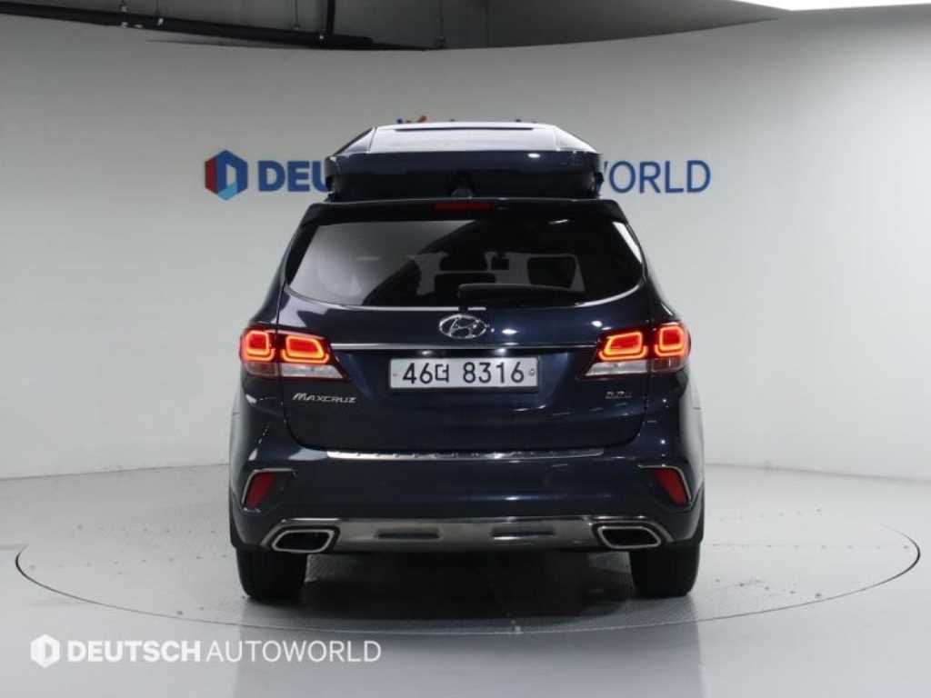 HYUNDAI Maxcruz - Vista 4