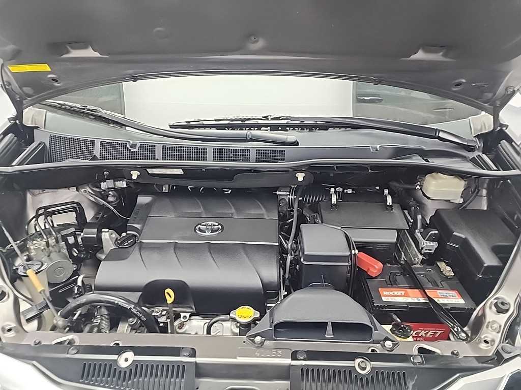 Toyota Siena - Vista 5