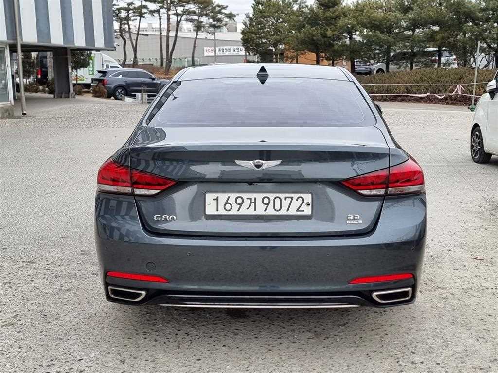 Genesis G80 - Vista 4