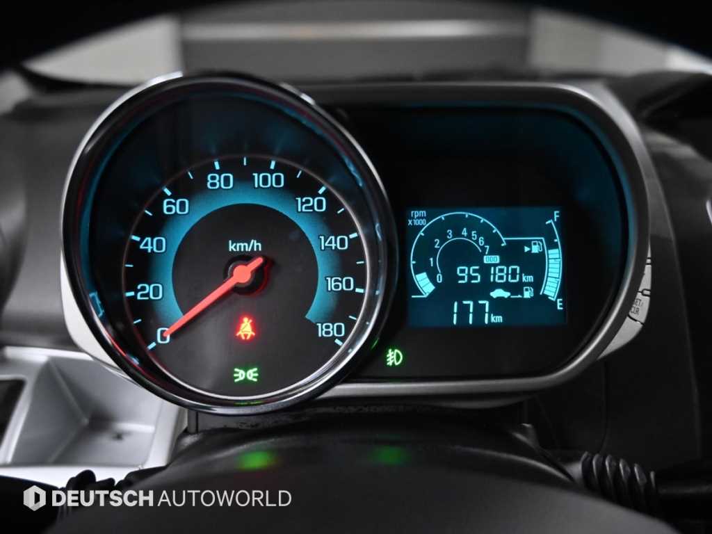 Chevrolet Spark - Vista 8