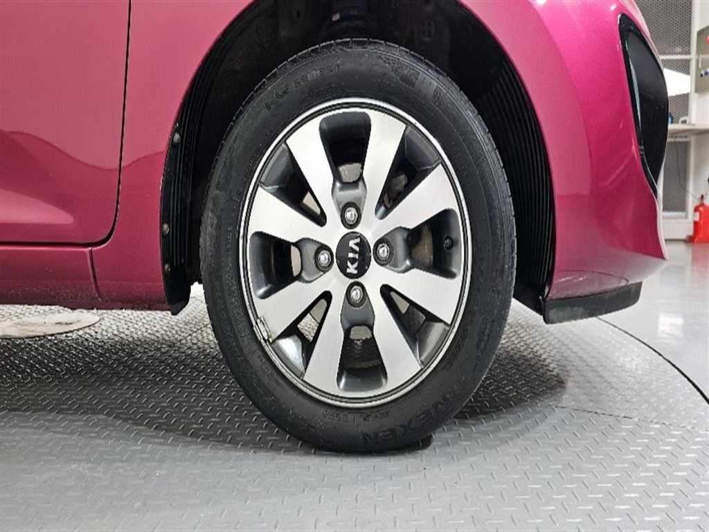 KIA Morning - Vista 5