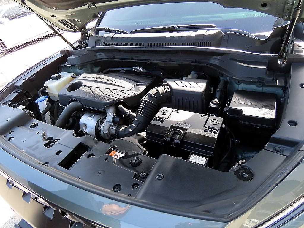 Ssangyong Torres 2023 Verde - Importación desde Corea - HF Imports Iquique - Foto 19