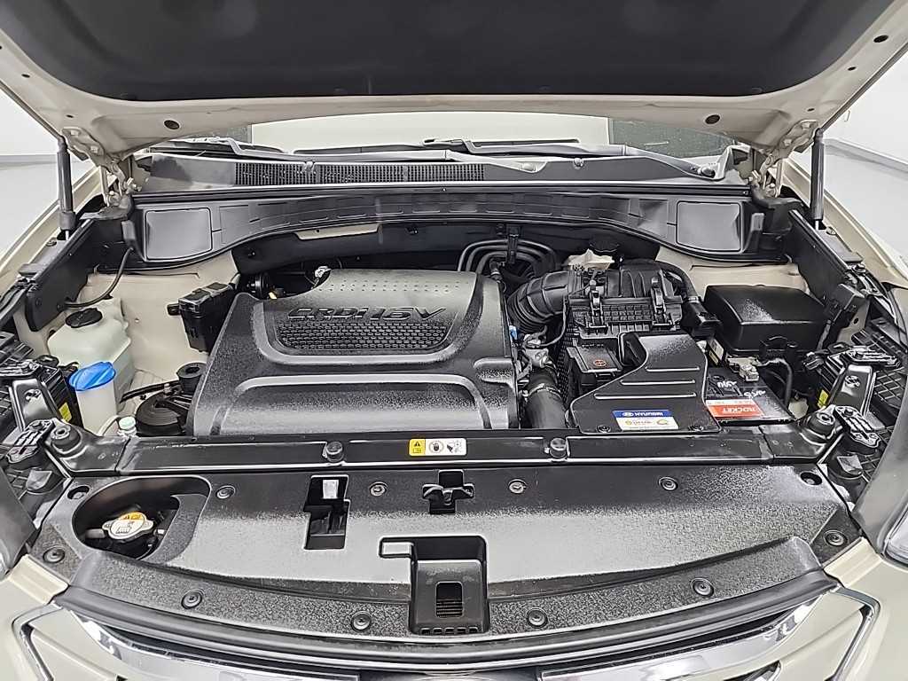 HYUNDAI Santa Fe - Vista 5