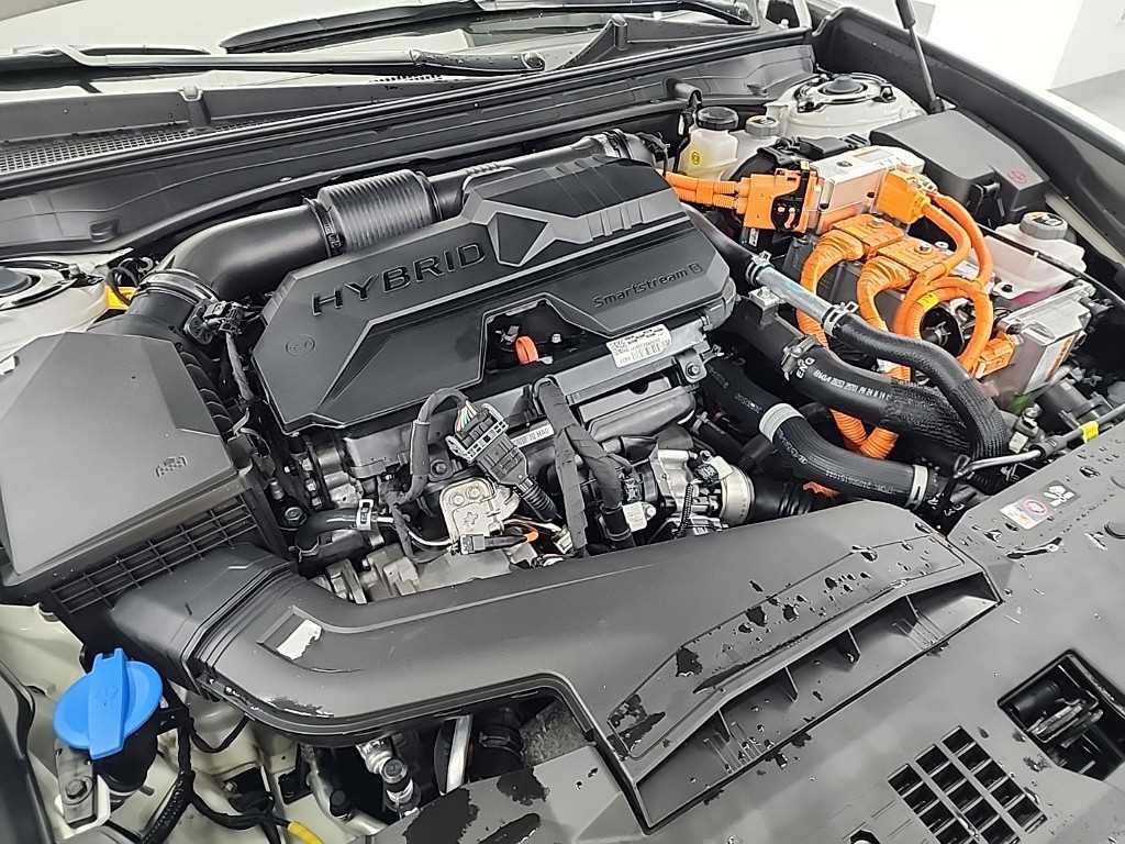 HYUNDAI Grandeur - Vista 5