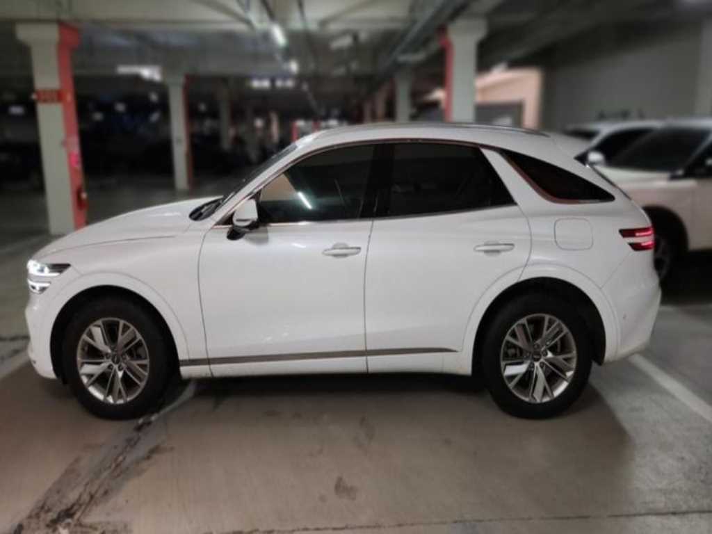 Genesis GV70 - Vista 5