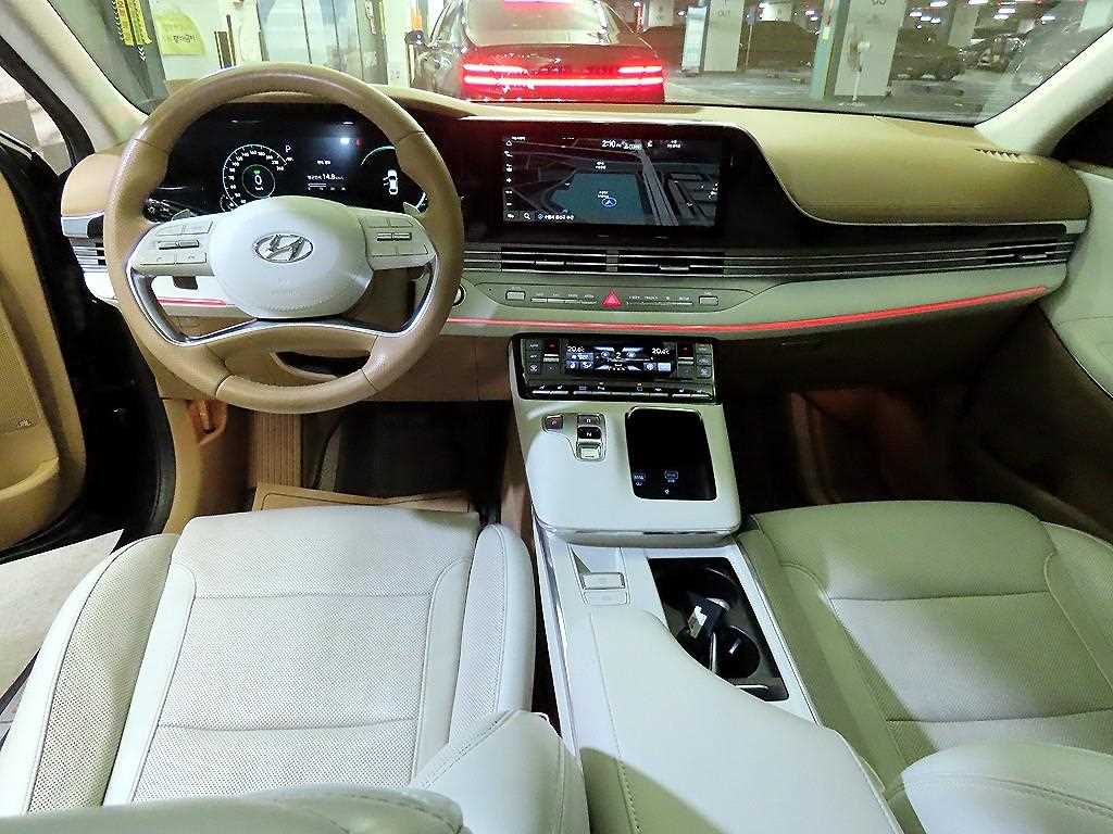 HYUNDAI Grandeur - Vista 10