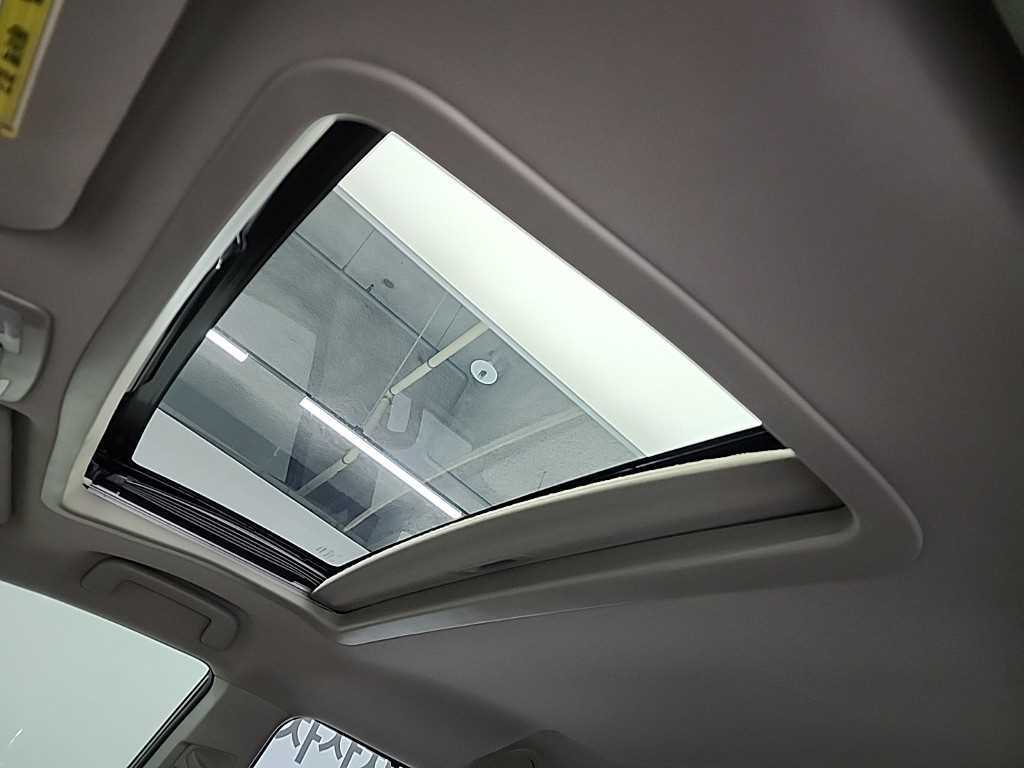 Toyota Siena 2018 Plateado - Importación desde Corea - HF Imports Iquique - Foto 15