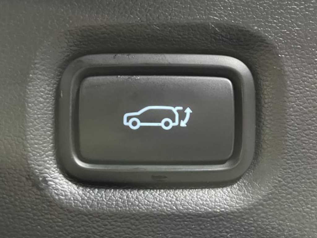 HYUNDAI Ioniq 5 - Vista 7