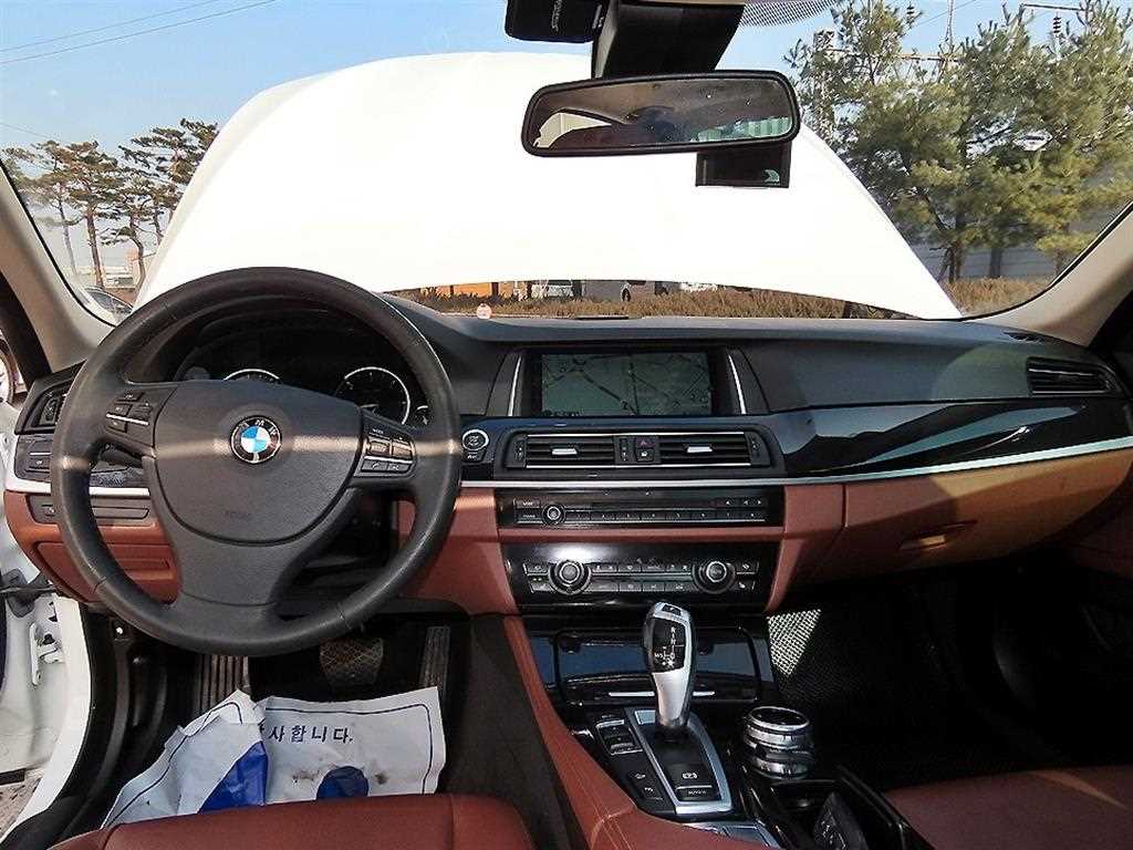 BMW 5 Series - Vista 7