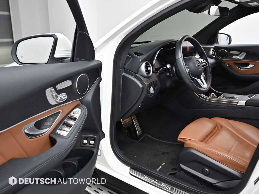 Mercedes Benz GLC Class - Vista 10