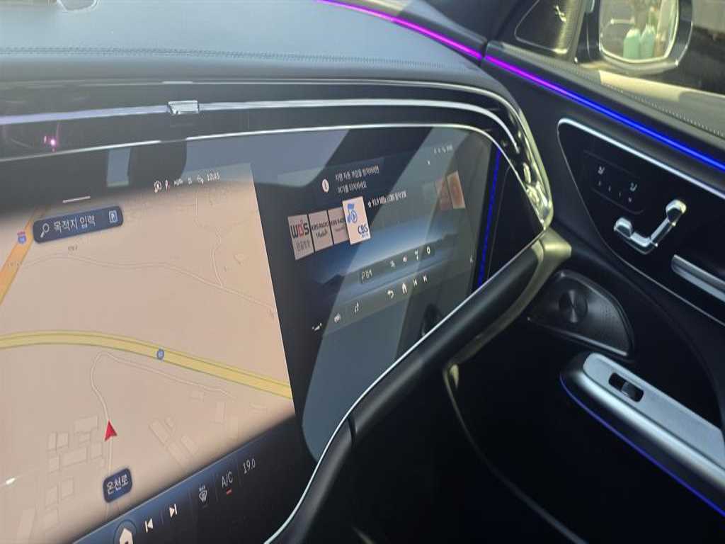 Mercedes Benz E class - Vista 10