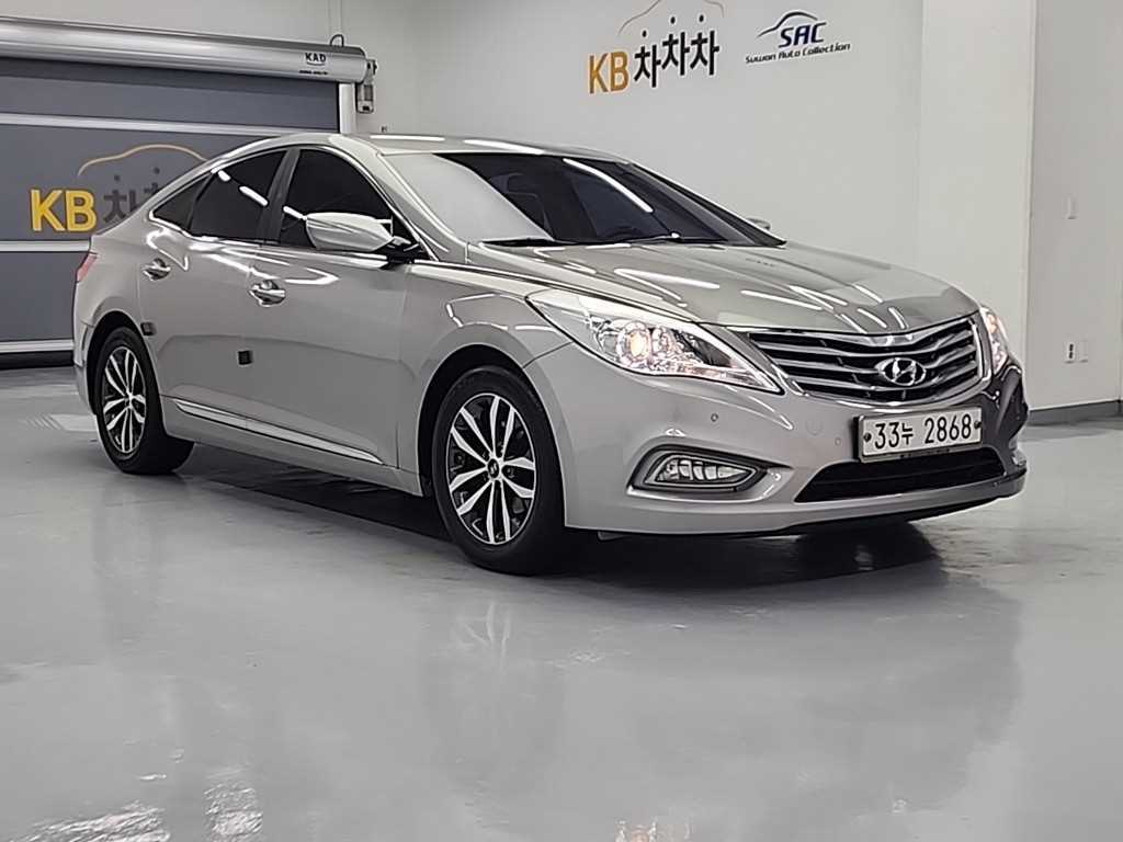 HYUNDAI Grandeur - Vista 4