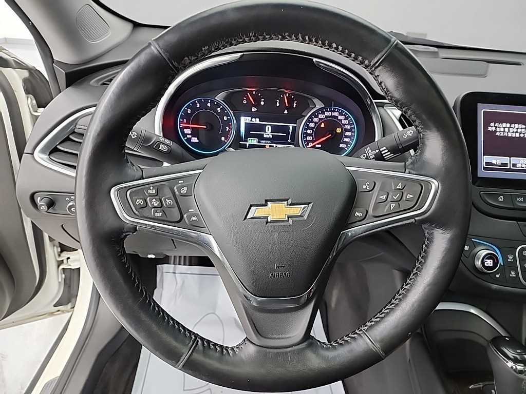 Chevrolet Malibu - Vista 9