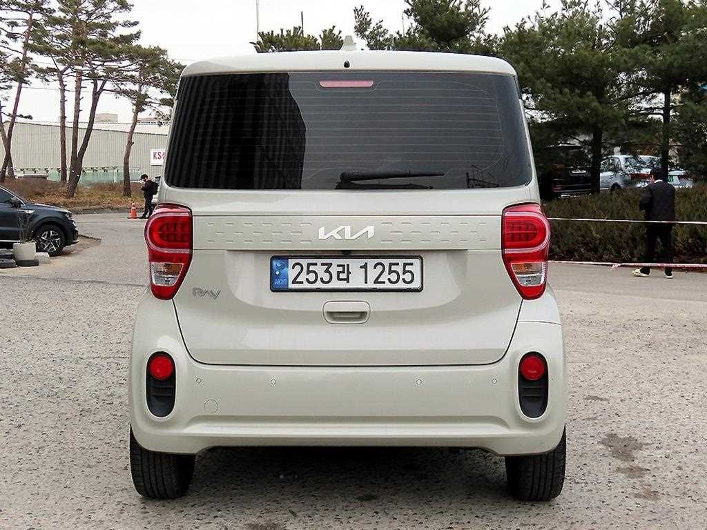 KIA Ray - Vista 4