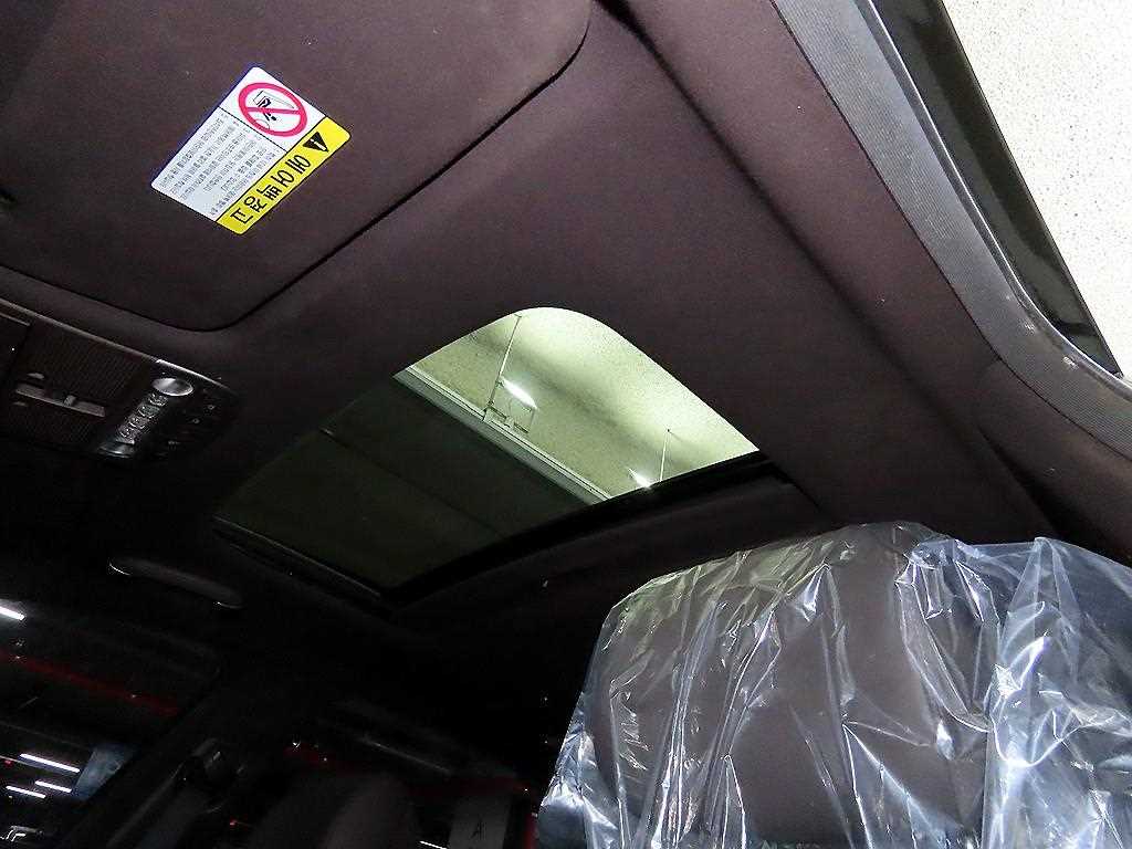 Genesis G90 2019 Negro - Importación desde Corea - HF Imports Iquique - Foto 16