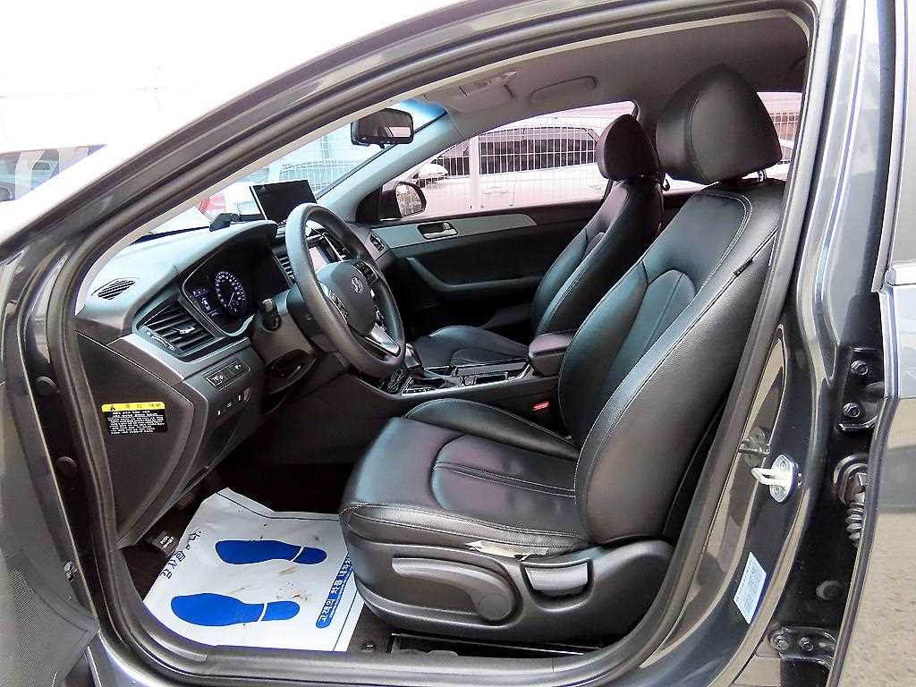 HYUNDAI Sonata - Vista 5