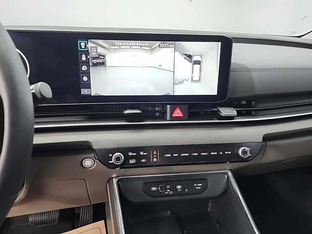 KIA Carnival - Vista 10