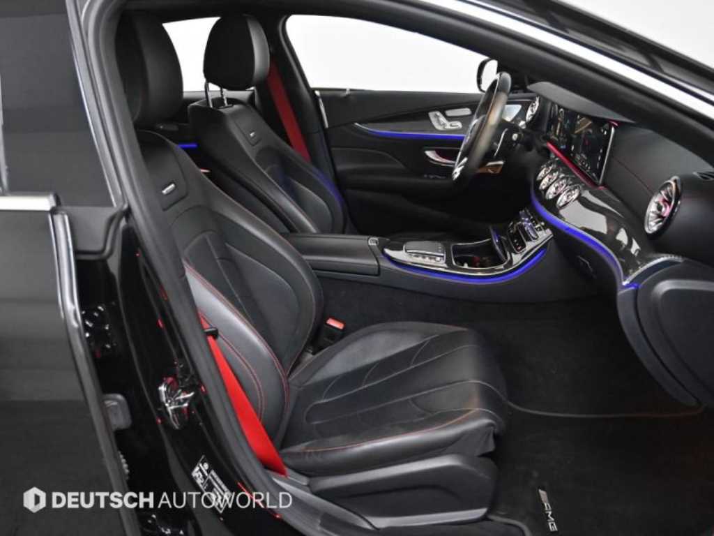 Mercedes Benz CLS Class - Vista 10