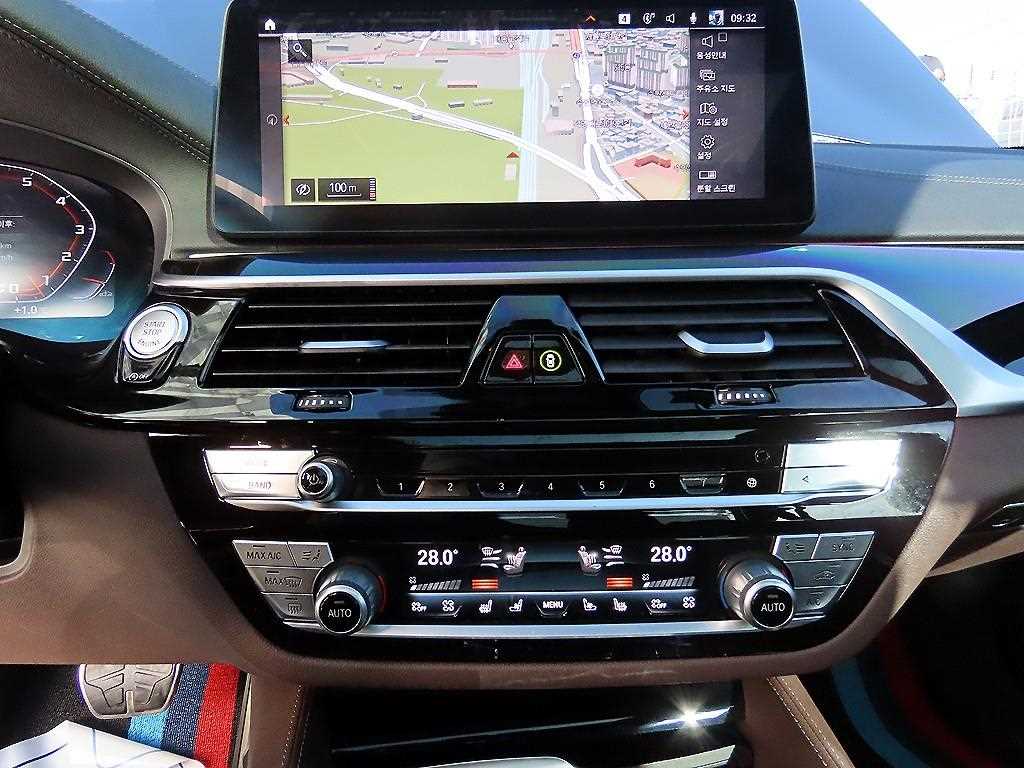 BMW 5 Series 2023 Negro - Importación desde Corea - HF Imports Iquique - Foto 13