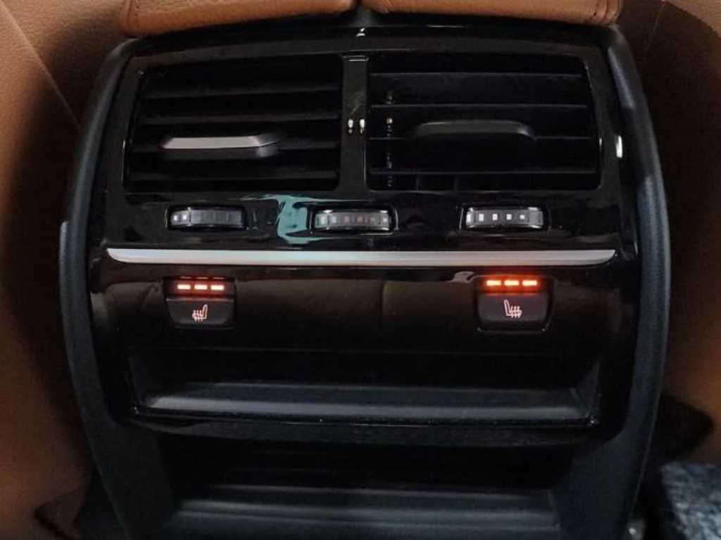 BMW 5 Series - Vista 11