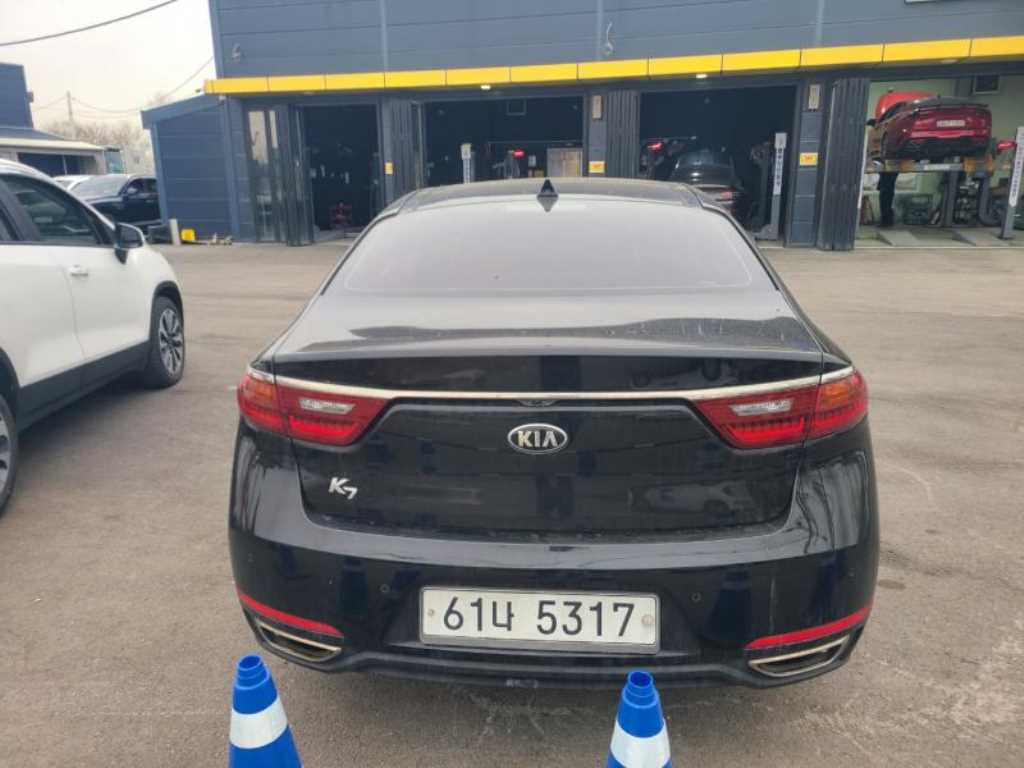 KIA K7 - Vista 4