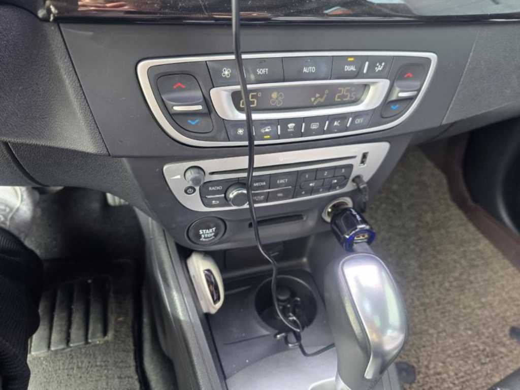 SAMSUNG SM3 - Vista 9