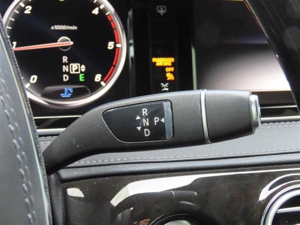 Mercedes Benz S Class - Vista 6