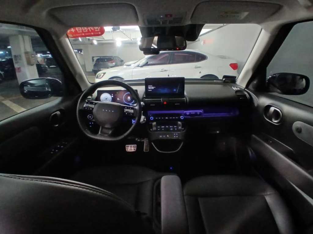 HYUNDAI Casper - Vista 6