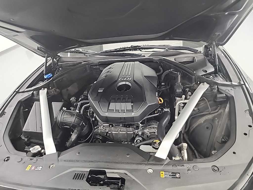 Genesis G70 - Vista 5