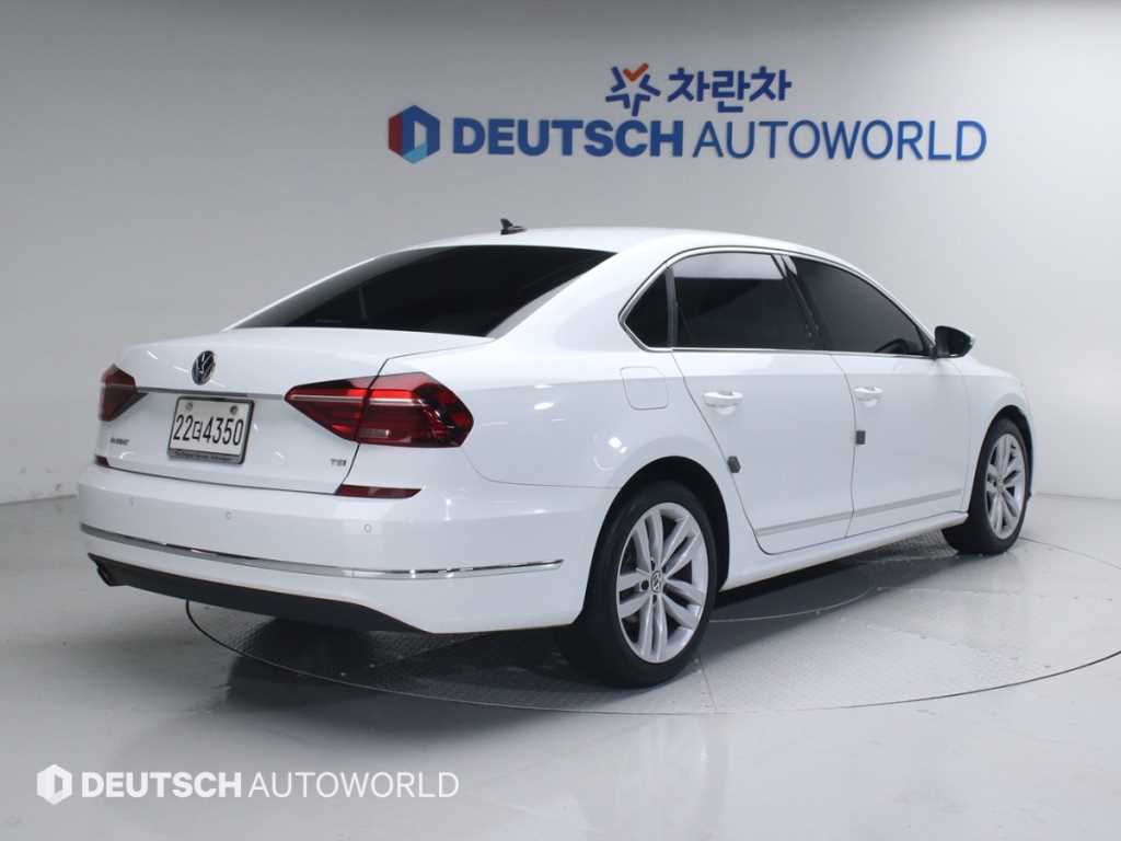 Volkswagen Passat - Vista 2