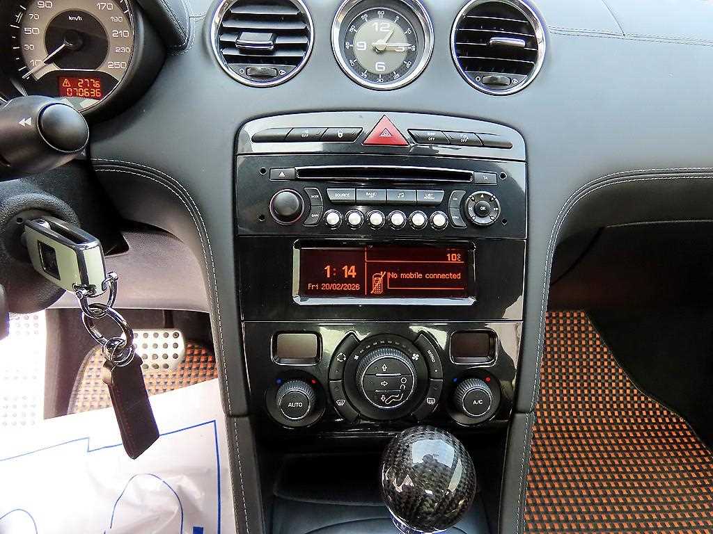 Peugeot RCZ - Vista 12