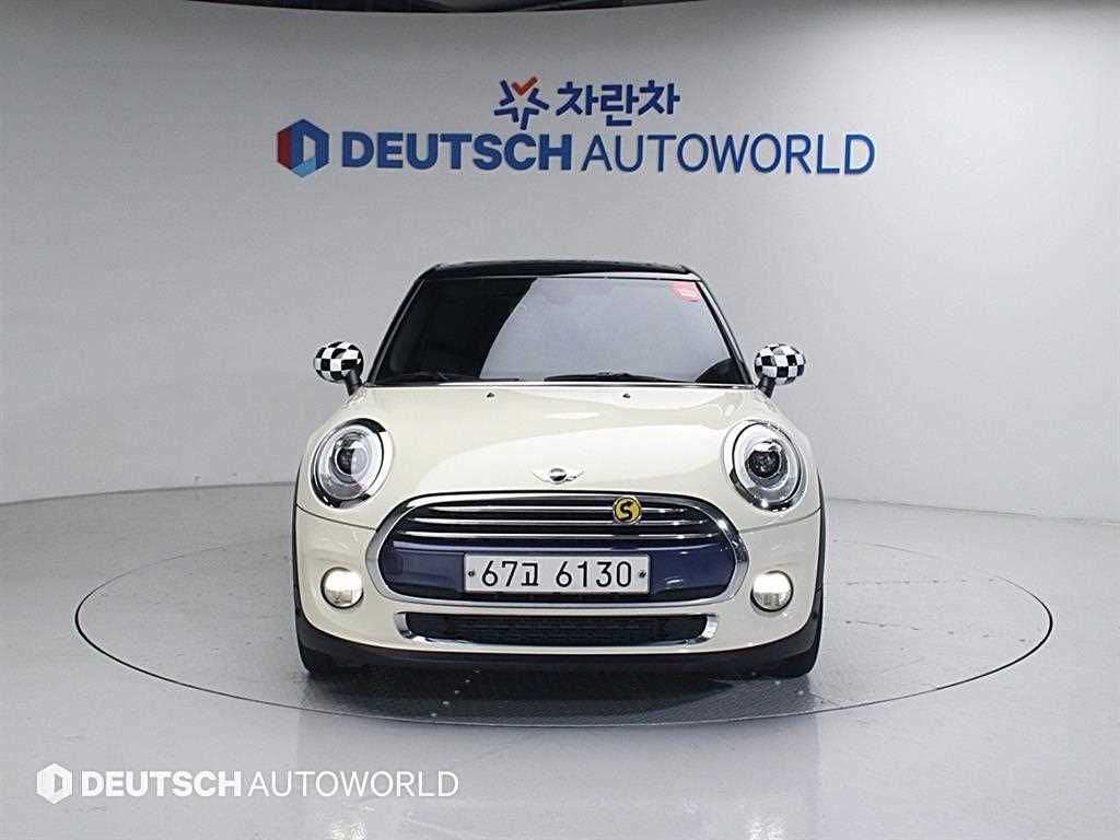 Mini Cooper - Vista 3