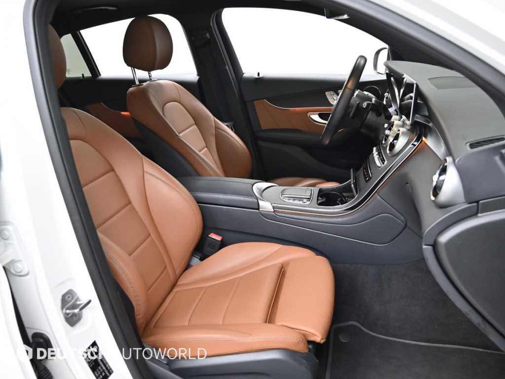 Mercedes Benz GLC Class - Vista 9